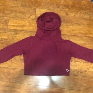 Gym shark crop top pullover